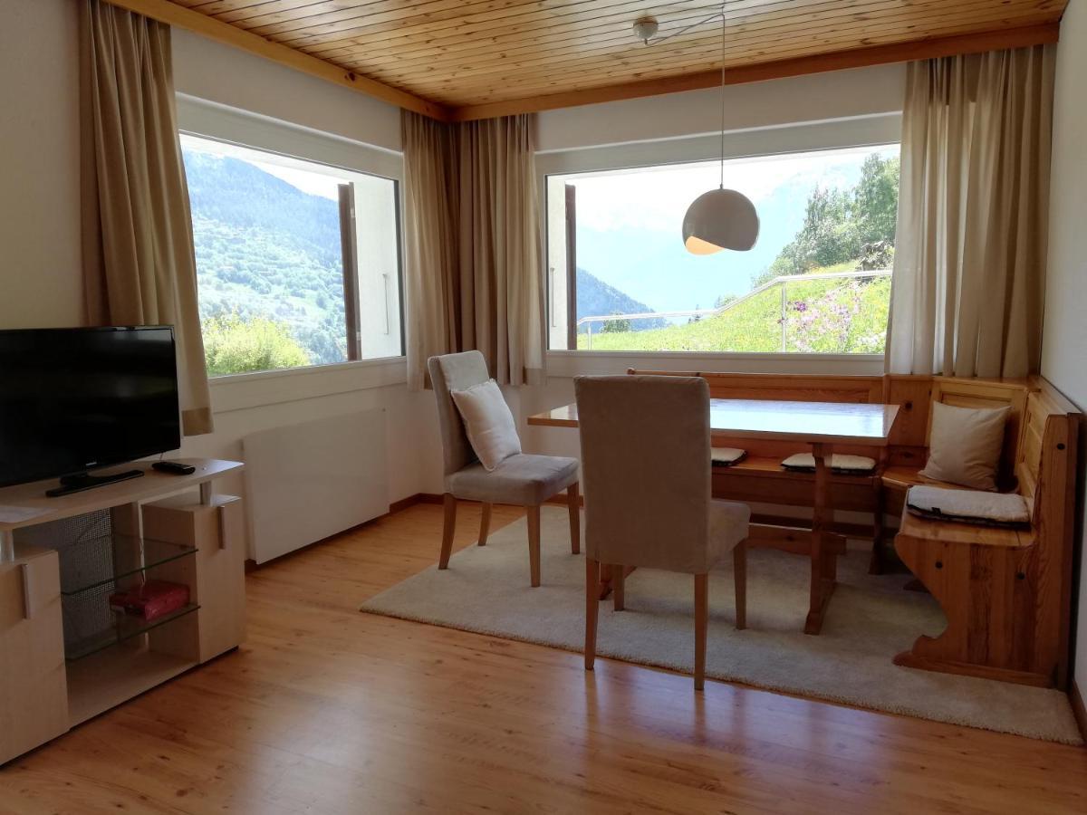 Chalet Waldrand Inden 外观 照片