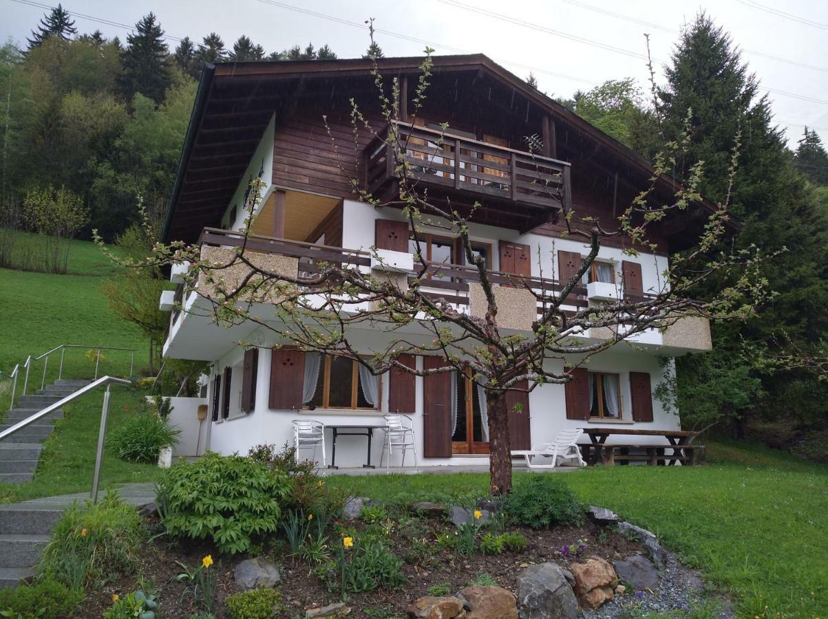 Chalet Waldrand Inden 外观 照片