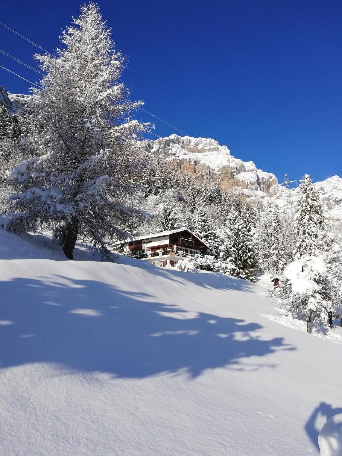 Chalet Waldrand Inden 外观 照片